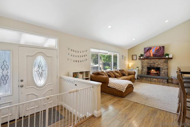11353 Rocoso Rd, Lakeside CA: https://media.crmls.org/mediaz/5ca57c15-026a-4d7a-972e-2f64a63bcdf4.jpg