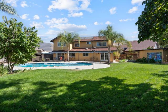 2859 Broken Oak Court, San Jose CA: https://media.crmls.org/mediaz/5ca5968c-d3f6-430a-ba04-e798e3875d81.jpg