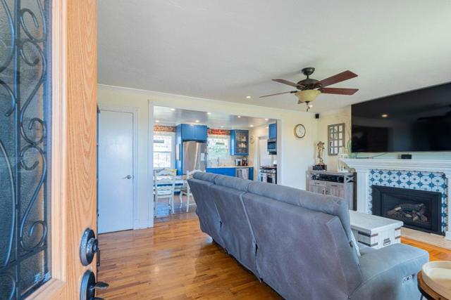 2080 Buchanan Street, Seaside CA: https://media.crmls.org/mediaz/5ca6fad1-1fd7-471a-8d63-3b644f6e1dc2.jpg