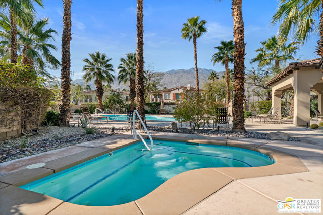 380 Ameno Drive, Palm Springs, California 92262, 3 Bedrooms Bedrooms, ,Townhouse,For Sale,Ameno,24426673