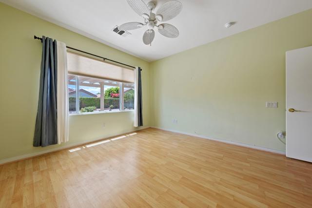 78987 Spirito Court, Palm Desert CA: https://media.crmls.org/mediaz/5ca79647-5e9d-4b58-8211-8d1363187d47.jpg