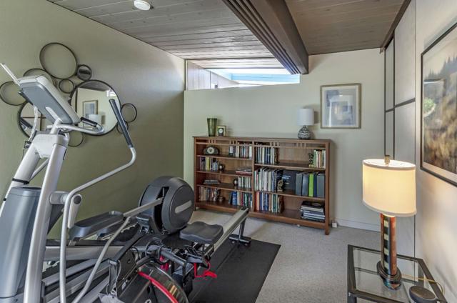 19269 De Havilland Drive, Saratoga CA: https://media.crmls.org/mediaz/5ca79e0b-83c9-40ce-b35c-2e75acb3a977.jpg