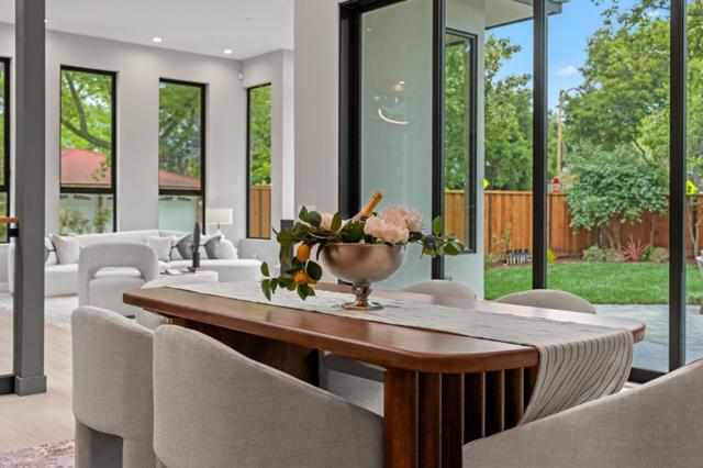 90 Crescent Drive, Palo Alto CA: https://media.crmls.org/mediaz/5ca935f3-bc74-407d-8955-abdec3ad5f80.jpg