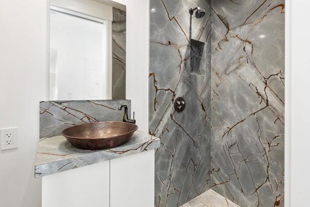 95 Nordhoff Street, San Francisco CA: https://media.crmls.org/mediaz/5ca951b3-133b-414c-85e2-a77c189b8003.jpg