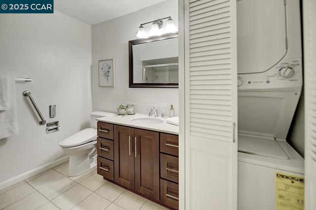 3136 Tice Creek Dr, Walnut Creek CA: https://media.crmls.org/mediaz/5ca98cc7-9ffe-4476-9ba1-b3abc22d50c8.jpg