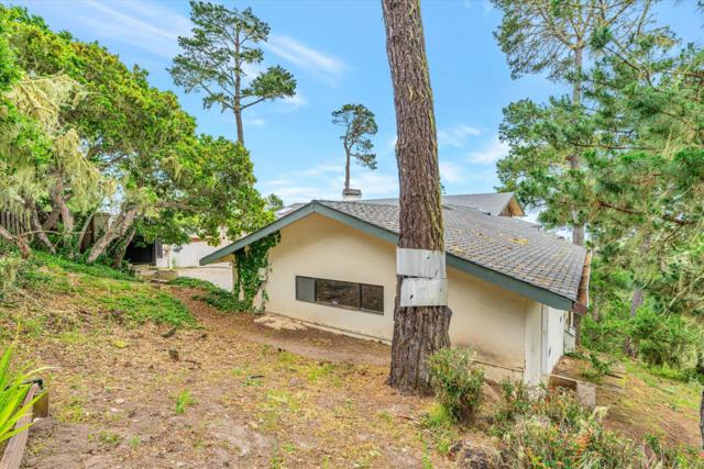 81 Corona Road, Carmel CA: https://media.crmls.org/mediaz/5cac0c70-9958-4344-a3e4-3f6256d1ccb8.jpg