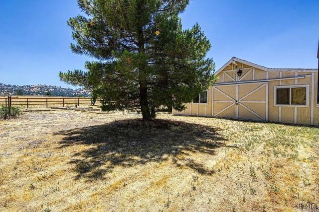 Detail Gallery Image 31 of 36 For 18461 Santa Anita St, Tehachapi,  CA 93561 - 3 Beds | 2 Baths