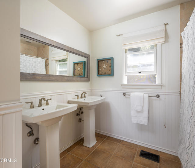Detail Gallery Image 15 of 33 For 2265 Sunrise Way, Solvang,  CA 93463 - 4 Beds | 3/1 Baths
