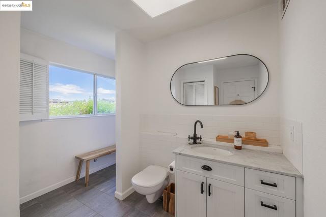 13 Alhambra Court, Antioch CA: https://media.crmls.org/mediaz/5cacd792-bfdb-4a66-959f-435265915705.jpg