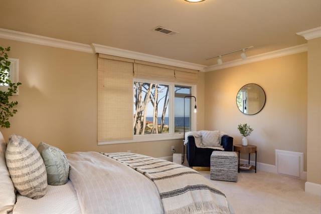 1051 Ocean View Boulevard, Pacific Grove CA: https://media.crmls.org/mediaz/5cacfd04-1f97-40e6-8f33-a6f608b243e6.jpg