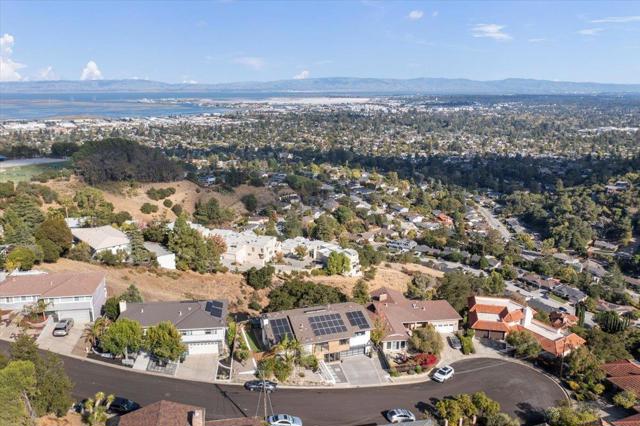 865 Somerset Court, San Carlos CA: https://media.crmls.org/mediaz/5cadb25f-3acf-4a83-ac29-c4fbbbd4da60.jpg