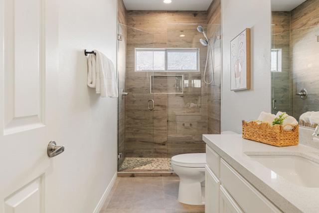 44220 Grand Canyon Lane, Palm Desert CA: https://media.crmls.org/mediaz/5cadea4c-3ac9-4f78-874f-bfec61dd0410.jpg