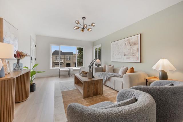 3530 Santiago Street, San Francisco CA: https://media.crmls.org/mediaz/5cadf638-9251-4b5b-80e9-f46ad5973dde.jpg