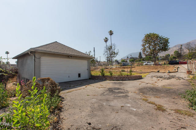Detail Gallery Image 3 of 7 For 952 Beverly Way, Altadena,  CA 91001 - 0 Beds | 0 Baths