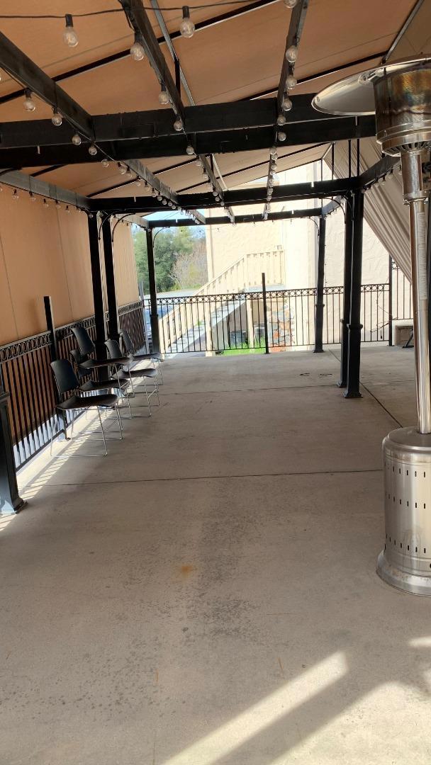 1183 1183 Mono Way, Sonora CA: https://media.crmls.org/mediaz/5cae73b0-9823-43c0-9cc4-558e90b260e9.jpg