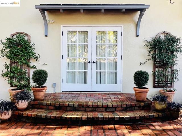 Image 11 of 60 For 1111 Brookvale Dr