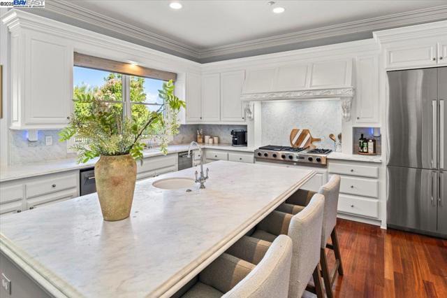 1137 Via Di Salerno, Pleasanton CA: https://media.crmls.org/mediaz/5cb34ca0-42d4-421b-9140-281c1486fc1c.jpg
