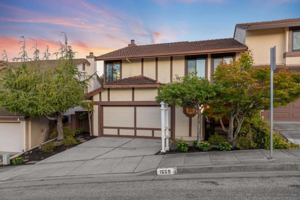 1669 Toyon Court