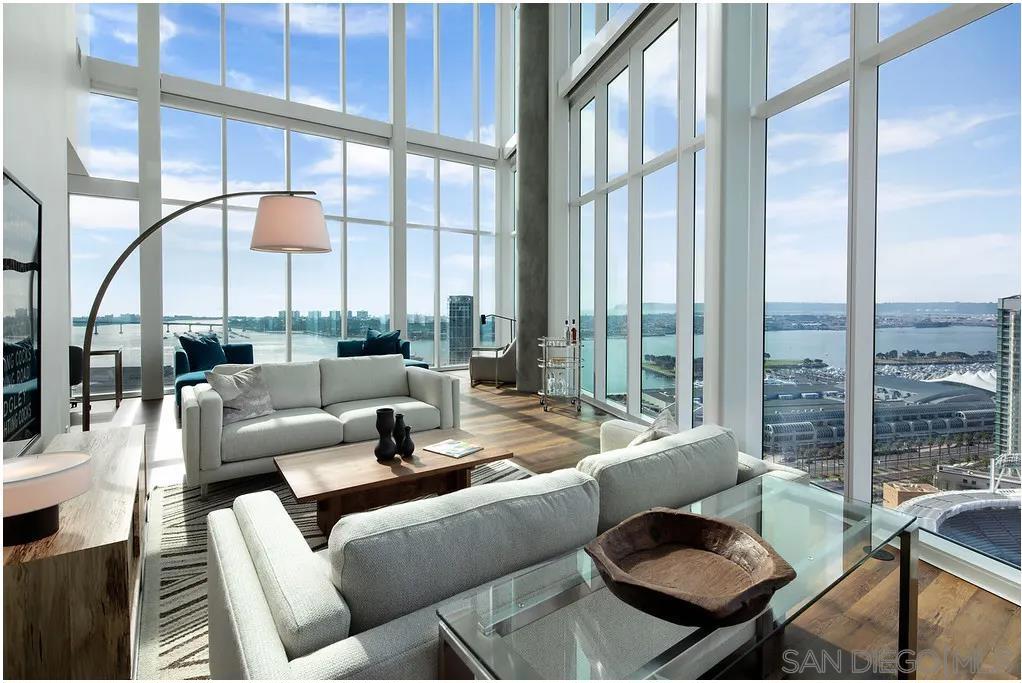 100 Park Plaza #3401