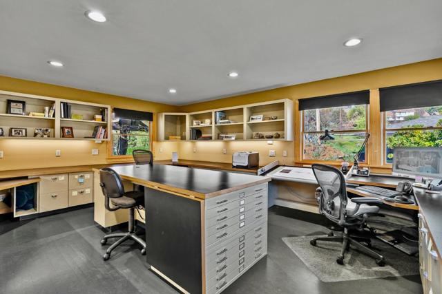 17755 Corral Del Cielo Road,  CA: https://media.crmls.org/mediaz/5cb5939b-234a-46fc-94e7-0b32b505fb35.jpg