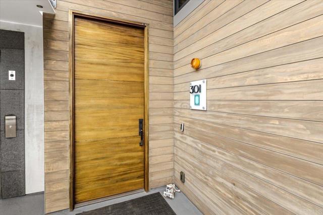 2677 State Street # 301, Carlsbad, California 92008, 2 Bedrooms Bedrooms, ,2 BathroomsBathrooms,Residential,For Sale,2677 State Street # 301,CRNDP2502976