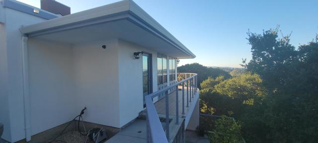 2612 Hallmark Drive, Belmont CA: https://media.crmls.org/mediaz/5cb623b1-79d8-4351-93ba-b9746e4ceb85.jpg