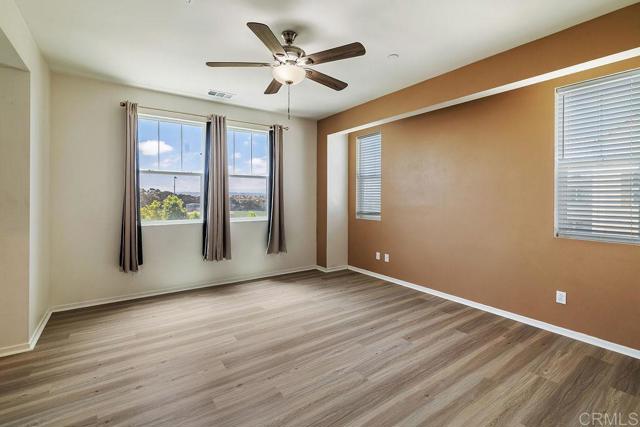 5241 Rockfish Lane, San Diego CA: https://media.crmls.org/mediaz/5cb62bd7-492b-4975-ba13-886f2c2bab3e.jpg