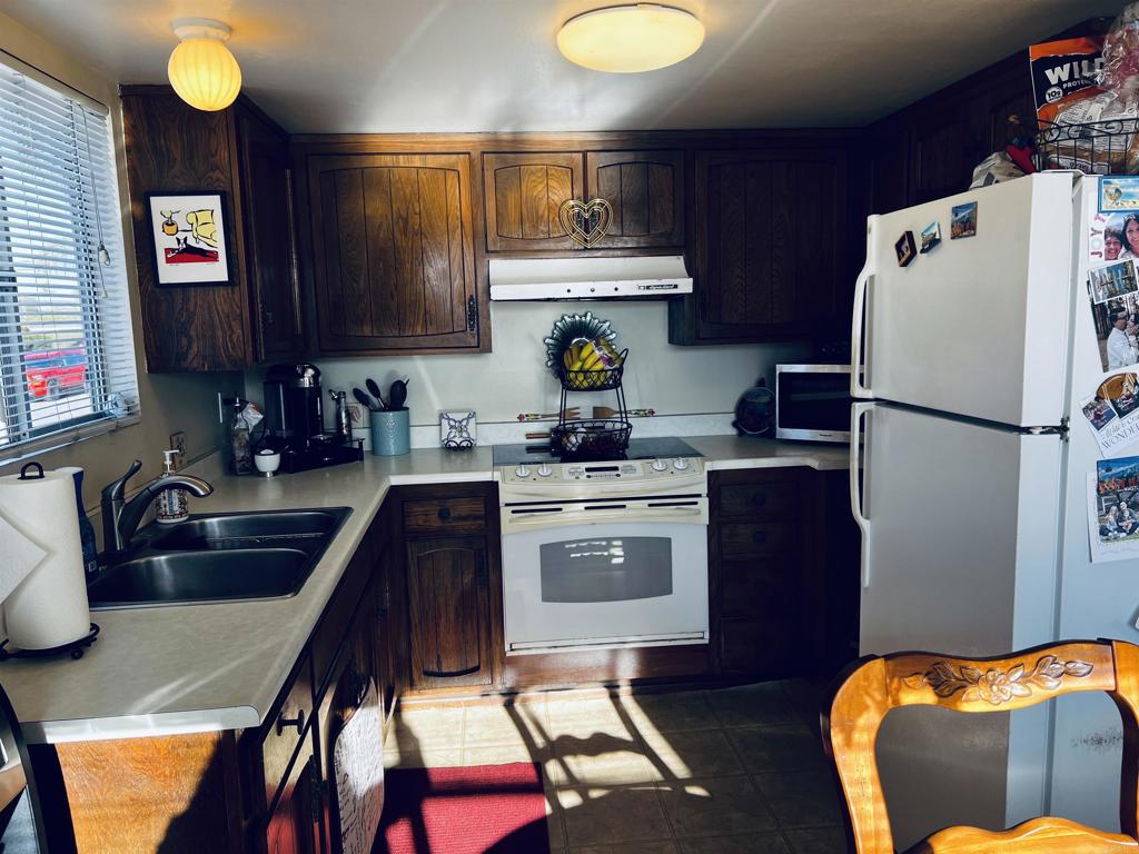 https://media.crmls.org/mediaz/5cb6534d-c5ae-4b05-af60-a3548b557c48.jpg?preset=X-Large