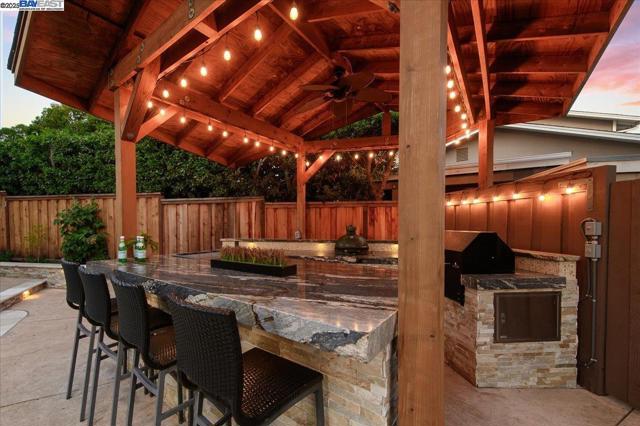 4839 Merganser Ct, Pleasanton CA: https://media.crmls.org/mediaz/5cb6686b-3d3b-415d-975d-9cb42f34a873.jpg