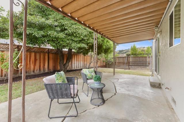 6094 Jacques, San Jose CA: https://media.crmls.org/mediaz/5cb68124-946f-4381-8796-367353b4b14e.jpg