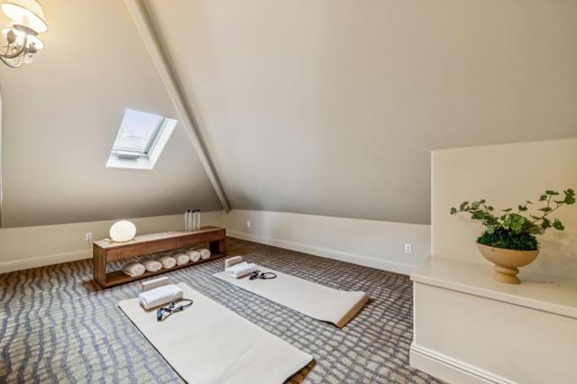 58 Deodora Drive, Atherton CA: https://media.crmls.org/mediaz/5cb7c555-84a3-41dc-acf7-e2eddd555f6f.jpg