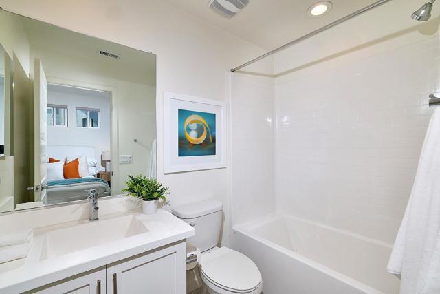 6140 Colt Place, Carlsbad CA: https://media.crmls.org/mediaz/5cb7d3d0-f49a-4a48-a665-6d5f1f95a51c.jpg