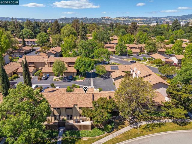 1618 Candelero Dr, Walnut Creek CA: https://media.crmls.org/mediaz/5cb7ed71-5099-4291-91bb-5a00da831846.jpg