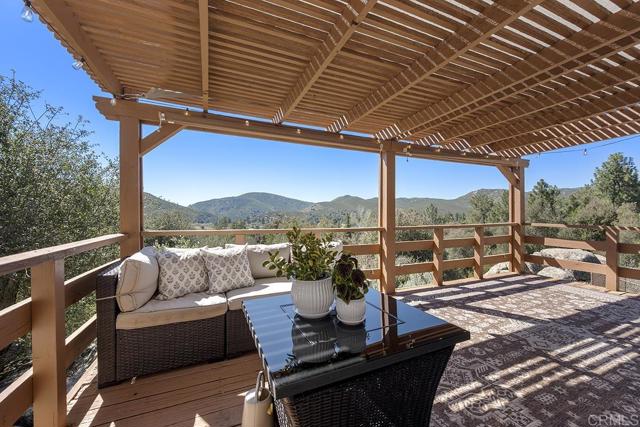 Image 33 of 64 For 8405 Foothill