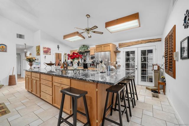 2410 Mount Elena Way, Jamul CA: https://media.crmls.org/mediaz/5cb9014a-2df4-4007-9b27-4d38393d666a.jpg