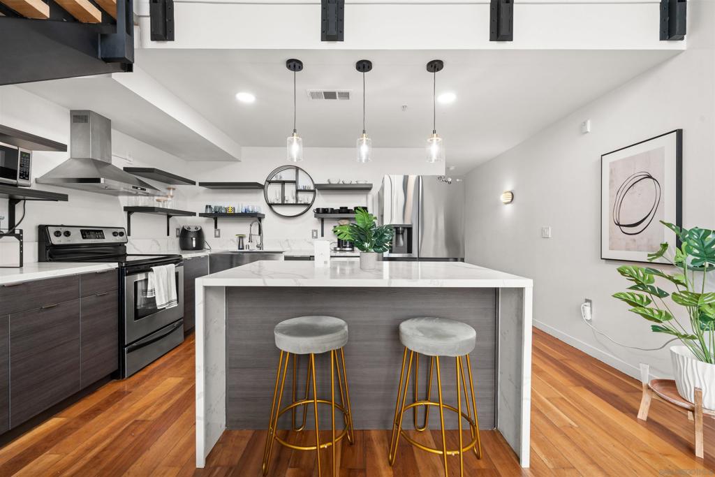 889 Date Street - photo 8