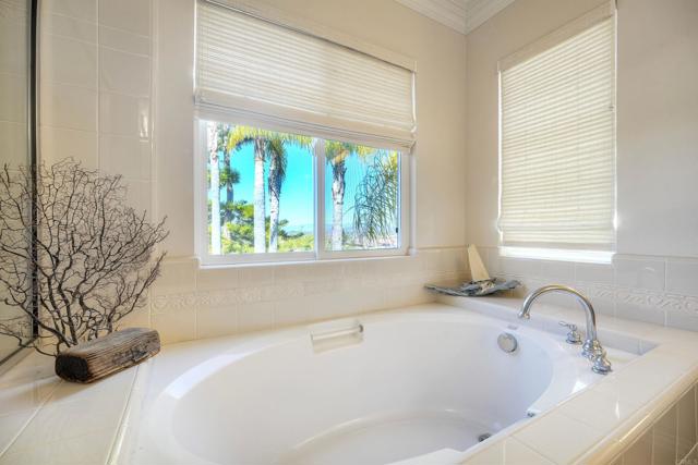 Detail Gallery Image 33 of 50 For 3594 Granite Ct, Carlsbad,  CA 92010 - 5 Beds | 4 Baths