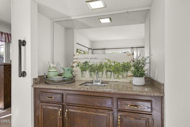 Detail Gallery Image 23 of 59 For 851 Osage Cir, Camarillo,  CA 93012 - 4 Beds | 2/1 Baths