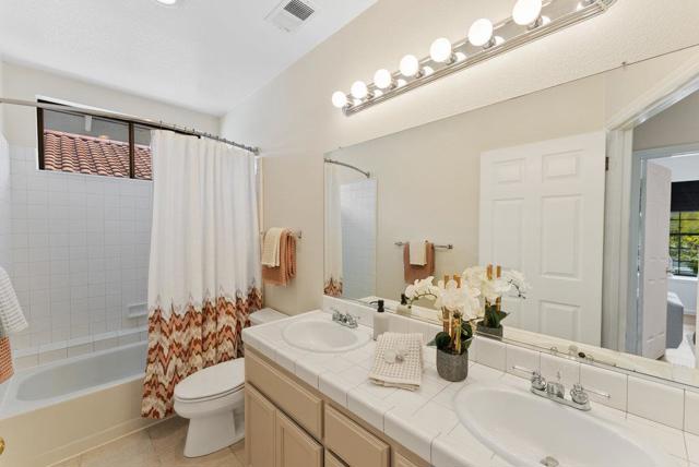 4445 Esta Lane, Soquel CA: https://media.crmls.org/mediaz/5cbbe826-f5a0-4730-a5ba-1f769ef2fe45.jpg
