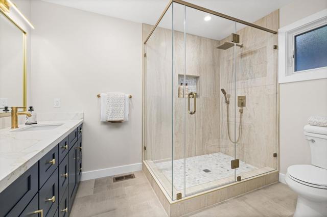 849 Elm Street, San Carlos CA: https://media.crmls.org/mediaz/5cbc1f19-c562-4a2d-a7ed-c48a966bccc9.jpg
