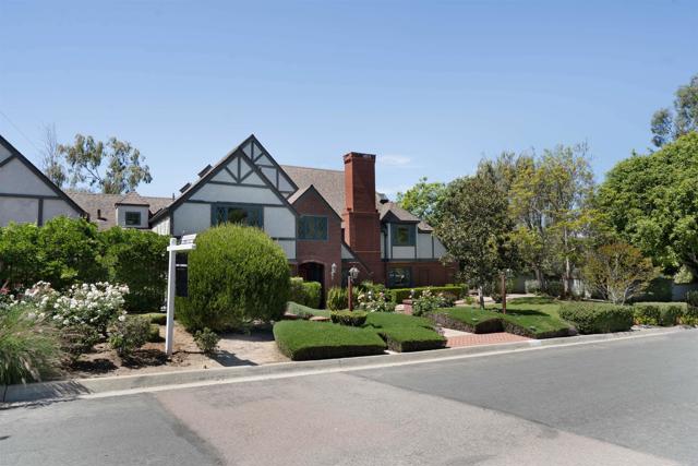 3251 Piragua Street, Carlsbad CA: https://media.crmls.org/mediaz/5cbc4548-63fa-40b2-b9a7-214453a4a640.jpg