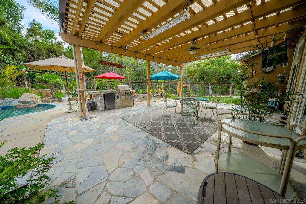 2889 Camden Dr - photo 10
