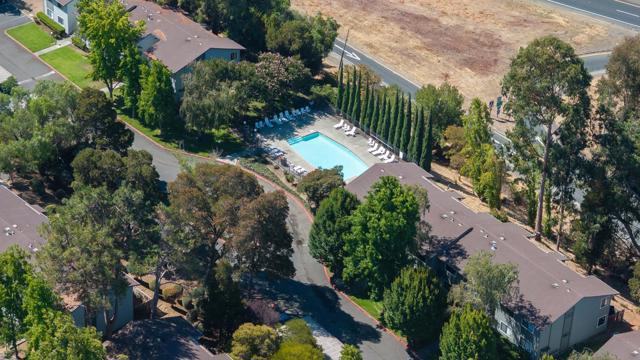 900 Cambridge Drive, Benicia CA: https://media.crmls.org/mediaz/5cbd0495-ce3f-4ecc-ae0d-28a747174cb3.jpg