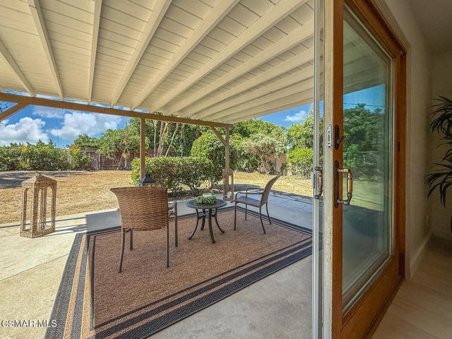 166 Sandberg Street, Thousand Oaks CA: https://media.crmls.org/mediaz/5cbde3dc-a417-4b71-b588-5baa6fb4b556.jpg