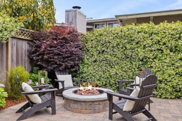 29 Baytree Way, San Mateo CA: https://media.crmls.org/mediaz/5cc17d56-7fe2-4396-a9c1-5a225a2bf9b9.jpg