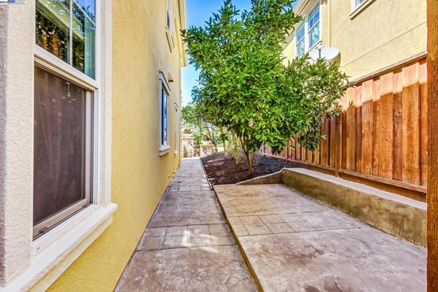Image 49 of 53 For 3851 Silvera Ranch Dr