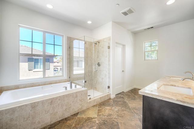 Image 26 of 38 For 10653 Golden Willow  143