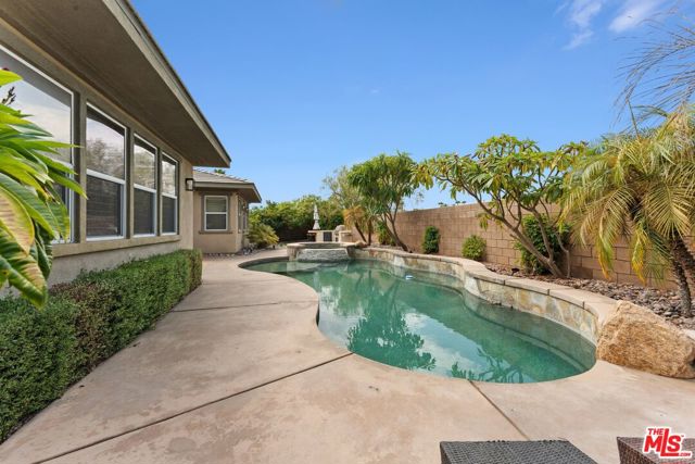 Image 40 of 49 For 43083 Corte Del Oro
