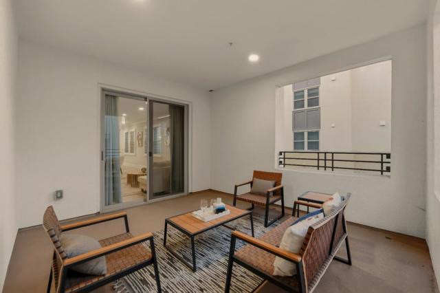 1057 Foxglove Place, San Jose CA: https://media.crmls.org/mediaz/5cc399c4-0bee-4fad-9265-2f4249c98a58.jpg