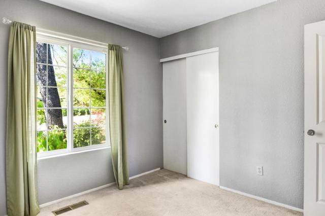 150 El Portola Drive, Sonoma CA: https://media.crmls.org/mediaz/5cc43e8b-7fc3-4fd2-aaa3-1a55202ba35f.jpg